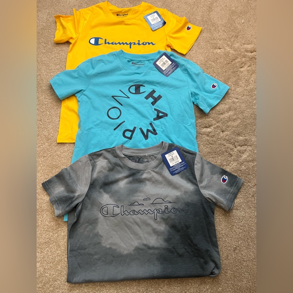Boys short sleeve Champion lot of 3 shirts.  M (8-10) boys.